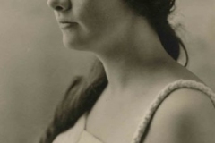 MSS B78: Vera Bartholomew MacPherson Papers, 1882-1985