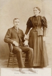 mssb75-2-a-peter-and-lisa-johnson1-1499-800-600-80-wm-center_bottom-50-watermark2png